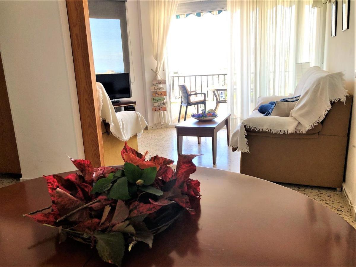 Salute To The Sea Apartment Нерха Екстериор снимка